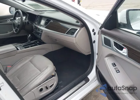 2016 Hyundai Genesis 3.8 z USA, uszkodzony, nr VIN KMHGN4JEXGU126415